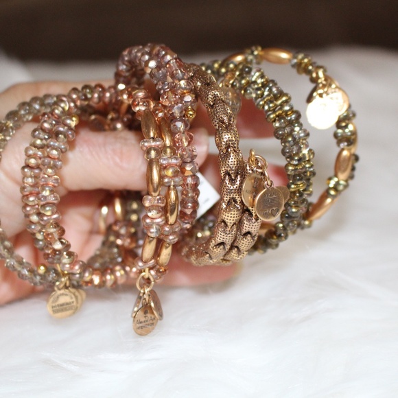Alex and Ani, Revelry Set of 7 RG bracelets - Picture 1 of 12